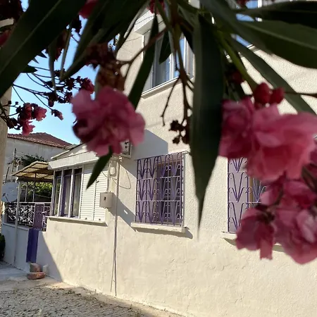 Apartamento Asmali Bahce Muestakil Ev *